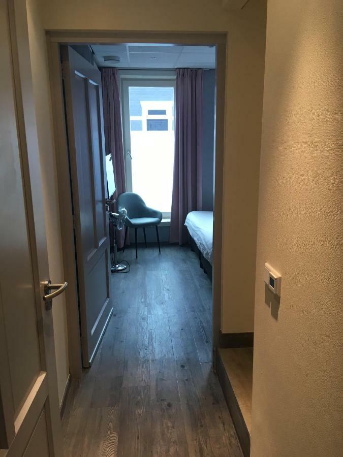 艾曾代克Vrije Vlinders住宿加早餐旅馆 外观 照片